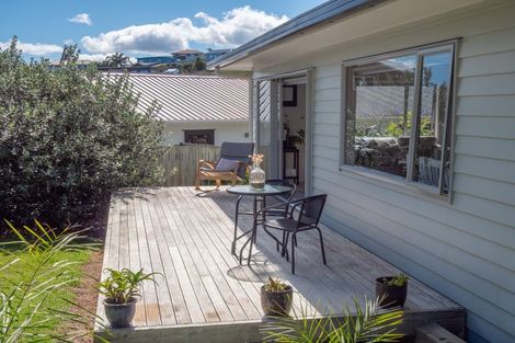 Photo of property in 14 Protea Drive, Cable Bay, 0420