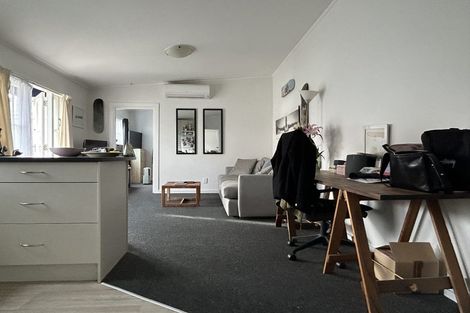 Photo of property in 3/41 Austin Street, Mount Victoria, Wellington, 6011