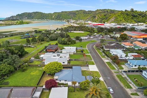 Photo of property in 8 Beach Street, Whakatane, 3120