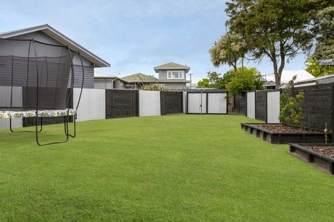 Photo of property in 4 Tamatea Road, Taupo, 3330