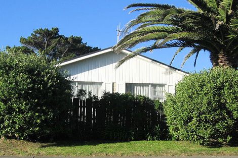 Photo of property in 7a Olive Terrace, Paraparaumu Beach, Paraparaumu, 5032