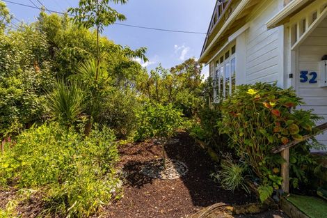 Photo of property in 32 Cuba Street, Marton, 4710