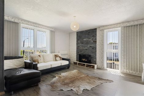 Photo of property in 17 Taurus Crescent, Beach Haven, Auckland, 0626