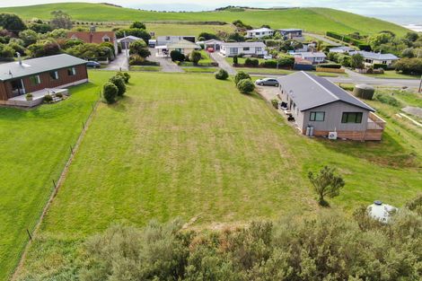 Photo of property in 15 High Street, Kakanui, Oamaru, 9495