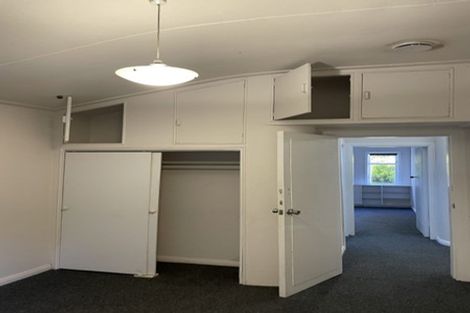 Photo of property in 6 Epsom Way, Karori, Wellington, 6012