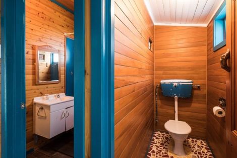 Photo of property in 41 Durham Street, Picton, 7220