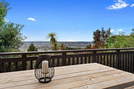 Photo of property in 38 Whareora Terrace, Cashmere, Christchurch, 8022