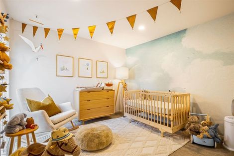 Photo of property in 10 Arran Point Parade, Orewa, 0931