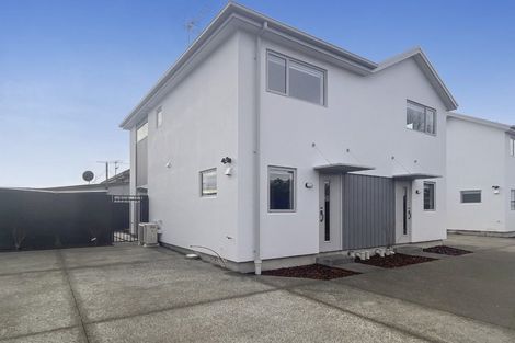 Photo of property in 4/51 Hills Road, Edgeware, Christchurch, 8013