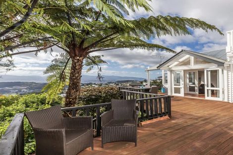 Photo of property in 39 Karepa Street, Brooklyn, Wellington, 6021