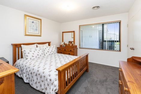 Photo of property in 16 Mcdougal Place, Kaiapoi, 7630