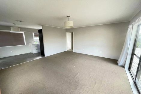 Photo of property in 2/26 Zelda Avenue, Clover Park, Auckland, 2023