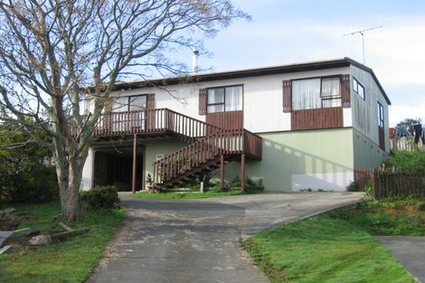 Photo of property in 15 Logan Place, Te Kamo, Whangarei, 0112
