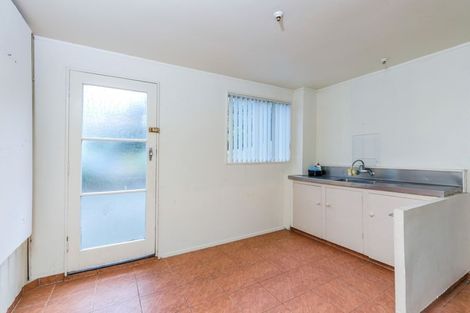 Photo of property in 421 Don Buck Road, Massey, Auckland, 0614