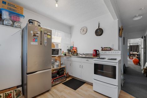 Photo of property in 2 Spencer Street, Western Heights, Rotorua, 3015