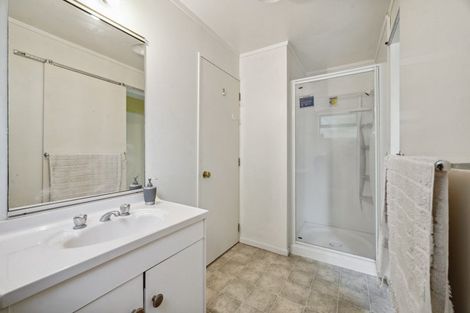 Photo of property in 2/11 Kereru Street, Two Mile Bay, Taupo, 3330