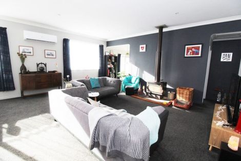 Photo of property in 10 Studholme Street, Waimate, 7924