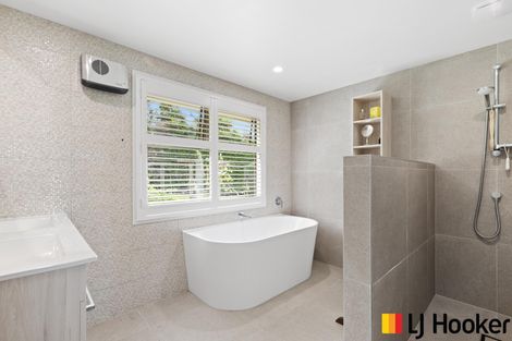 Photo of property in Glenbrook Beach Road, Glenbrook, 2681