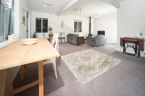 Photo of property in 44 Minnehaha Avenue, Titirangi, Auckland, 0604