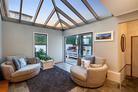 Photo of property in 1/16 Gordon Avenue, Milford, Auckland, 0620
