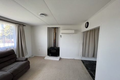 Photo of property in 14 Bledisloe Street, Levin, 5510