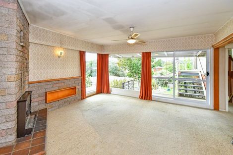 Photo of property in 30 Lynmore Drive, Hillpark, Auckland, 2102