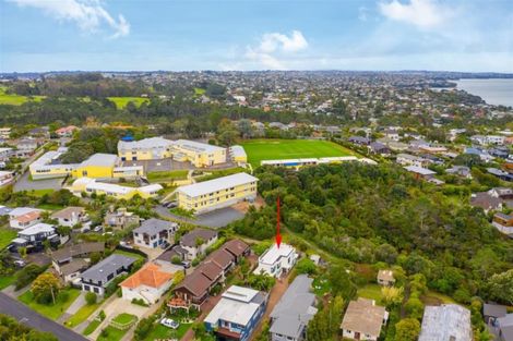 Photo of property in 19a Peter Terrace, Castor Bay, Auckland, 0620