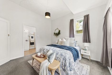 Photo of property in 7 Derby Street, Mount Victoria, Wellington, 6011