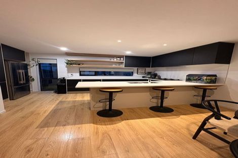 Photo of property in 2e Fowler Street, Northcote, Auckland, 0627