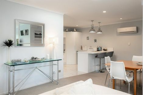 Photo of property in 7 Finlay Grove, Waikawa, Picton, 7220