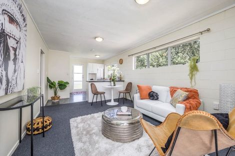 Photo of property in 5/19a Verbena Road, Birkdale, Auckland, 0626