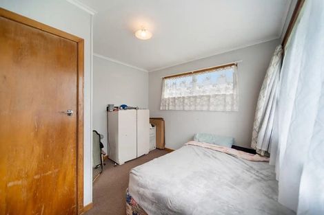 Photo of property in 34 Mclean Avenue, Papatoetoe, Auckland, 2025