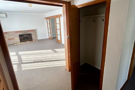 Photo of property in 41 Parrs Cross Road, Henderson, Auckland, 0612