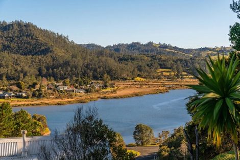 Photo of property in 30 Gallagher Drive, Tairua, 3508
