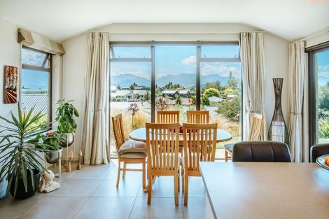 Photo of property in 62 West Meadows Drive, Wanaka, 9305