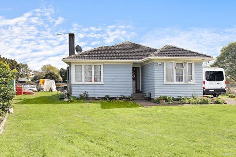 Photo of property in 10 Alamein Place, Pukekohe, 2120