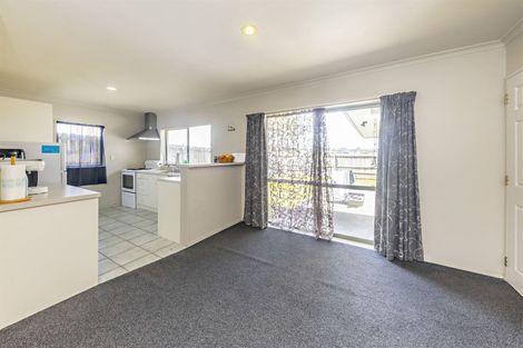 Photo of property in 47c Browns Road, Manurewa, Auckland, 2102