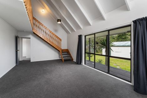 Photo of property in 45 Toi Street, Otaki Beach, Otaki, 5512