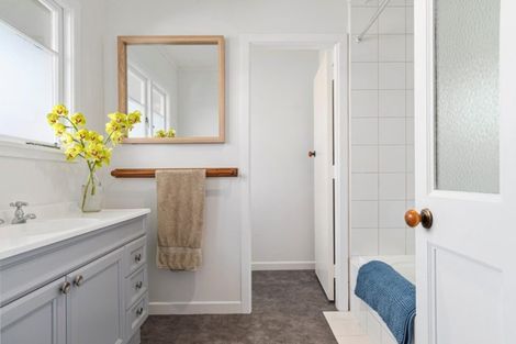 Photo of property in 19a Pemberton Crescent, Greerton, Tauranga, 3112