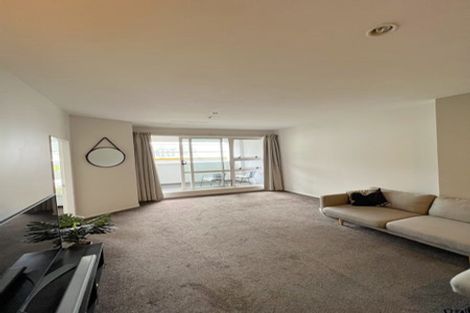 Photo of property in Stadium Garden Flats, 306/107 Thorndon Quay, Pipitea, Wellington, 6011