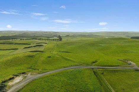 Photo of property in 177 Rehutai Road, Baylys Beach, 0377