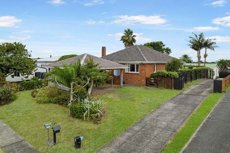 Photo of property in 5 Pacific Street, Waiuku, 2123