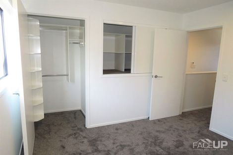 Photo of property in 9/10 Wilsher Crescent, Henderson, Auckland, 0612