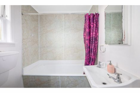 Photo of property in 53 Connolly Street, Boulcott, Lower Hutt, 5010