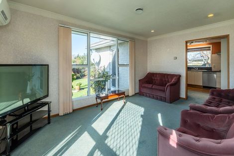 Photo of property in 2/16 Oldham Crescent, Halswell, Christchurch, 8025