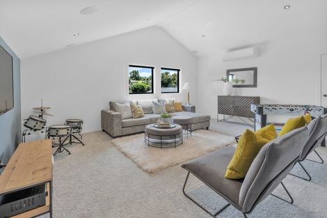 Photo of property in 8 St Elmo Rise, Shamrock Park, Auckland, 2016