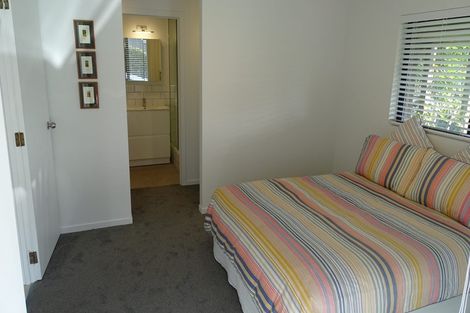 Photo of property in 12 Poaka Place, Beach Haven, Auckland, 0626