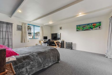 Photo of property in 35 Whakarewa Street, Motueka, 7120