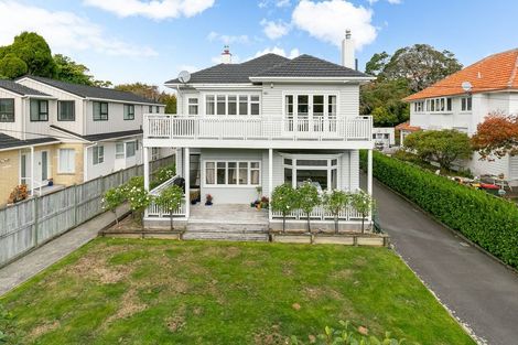 Photo of property in 5 Friend Street, Karori, Wellington, 6012