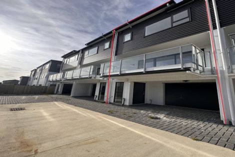 Photo of property in 3/2a Cambridge Road, Manurewa, Auckland, 2102